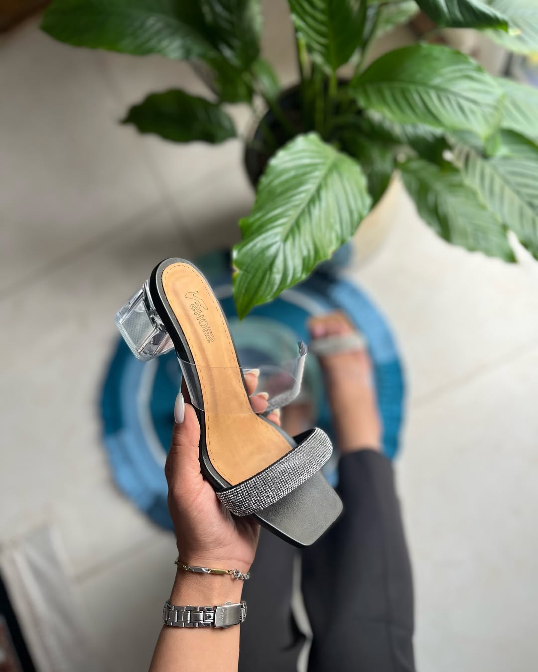 صندل دو بند طلق و نگین - پاشنه ۵ سانت شفاف